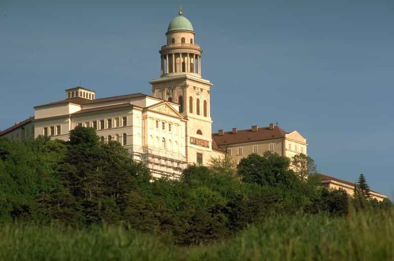 Pannonhalma Day Tour from Budapest with Gyr - Logistics and Comfort