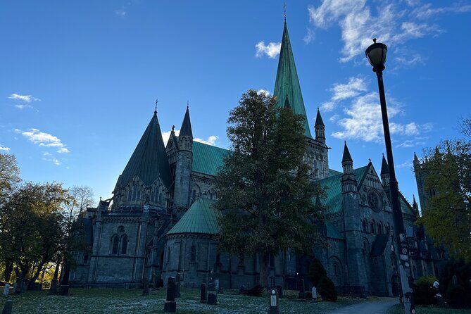 Panorama Bus Tour with Audio Guide - A Deep Dive into the Trondheim Panorama Bus Tour