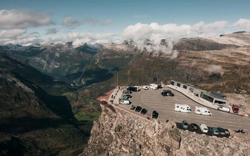 Panorama Bus Tours Geiranger 1,5/ 2hr - Key Points