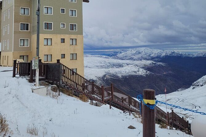 Panoramic Andes Valle Nevado and Farellones - Key Points