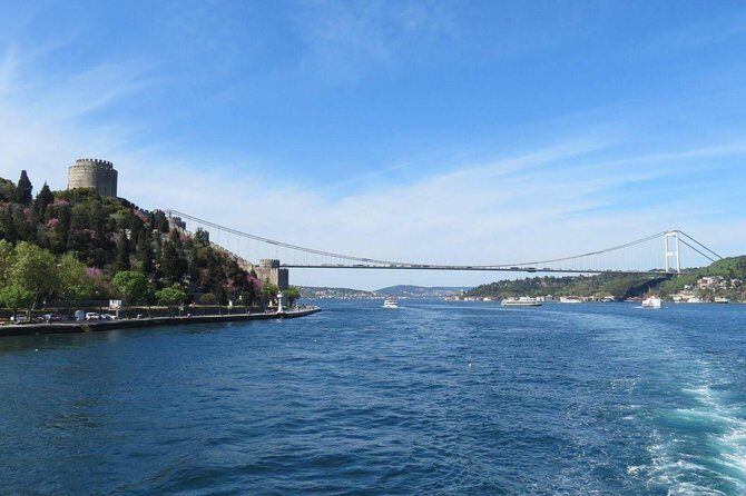 Panoramic City Tour with Bosphorus Strait Sightseeing Cruise - Practical Considerations: What to Expect