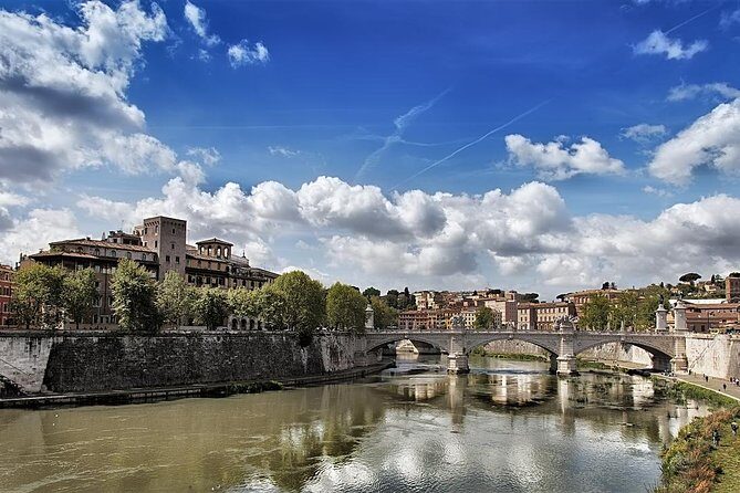 Panoramic tour: Highlights of Rome with Guide and Driver - In-Depth Tour Review: Exploring Rome in a Few Hours
