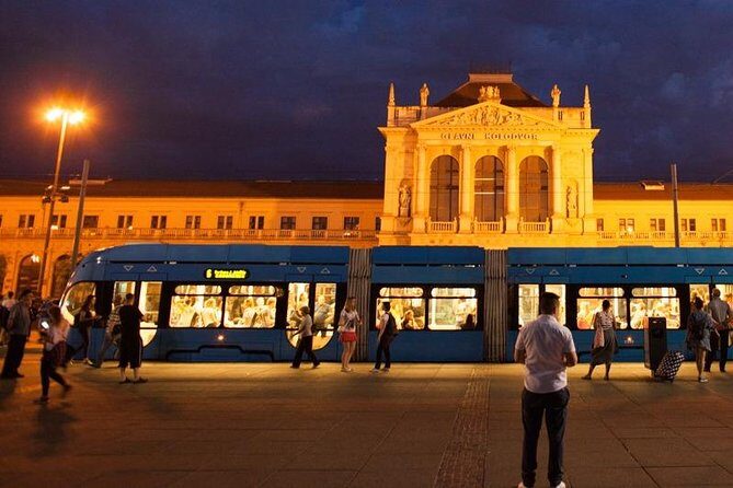 Panoramic tours Zagreb with a van. - Key Points