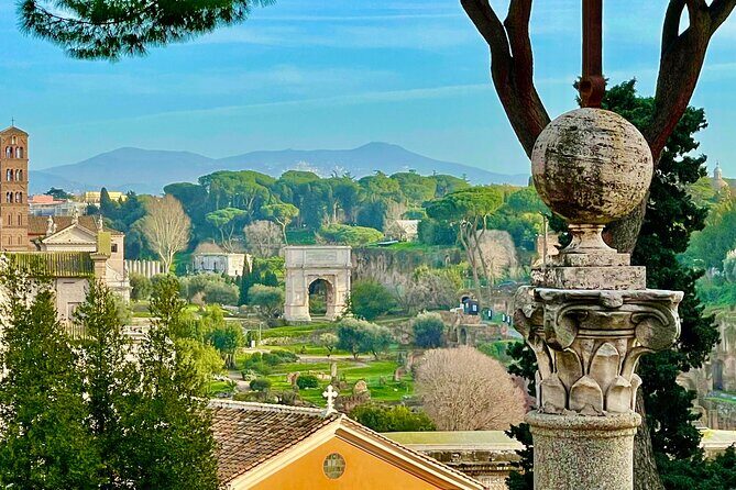 Panoramic Views tour Rome Palatine Hill, Roman Forum, Colosseum - The Roman Forum: The Heartbeat of Ancient Rome