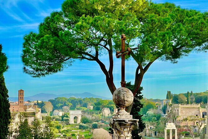 Panoramic Views tour Rome Palatine Hill, Roman Forum, Colosseum - The Arch of Constantine: A Symbol of Victory