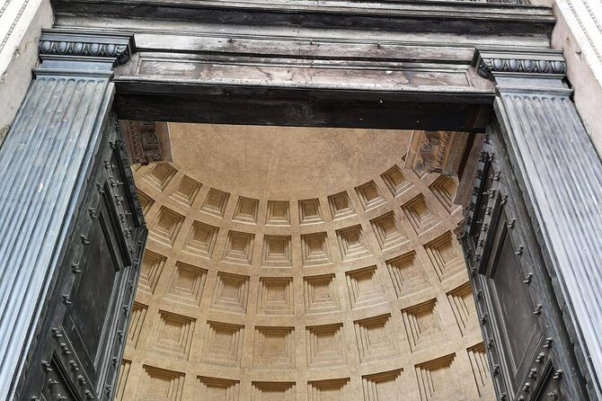 Pantheon: Tour with Archaeologist of the best preserved Roman work - Key Points