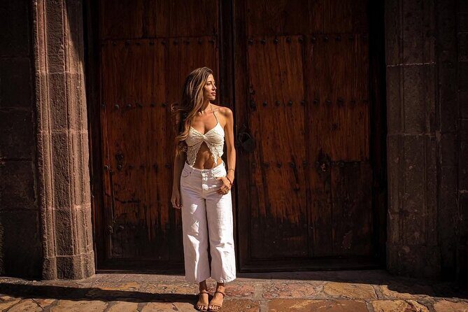 Paparazzi staff in San Miguel de Allende - Discover San Miguel de Allende with a Personalized Photo Tour