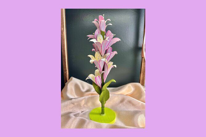 Paper Wildflower Arts and Crafts Workshop in Denver - Discover the Art of Paper Wildflowers in Denver