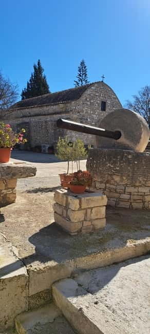 Paphos: Troodos Mountains Jeep Tour with Wine Tasting - An In-Depth Look at the Paphos: Troodos Mountains Jeep Tour