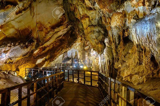 Paradise Cave & Dark Cave - Exploring Vietnam’s Most Fascinating Caves: Paradise Cave & Dark Cave