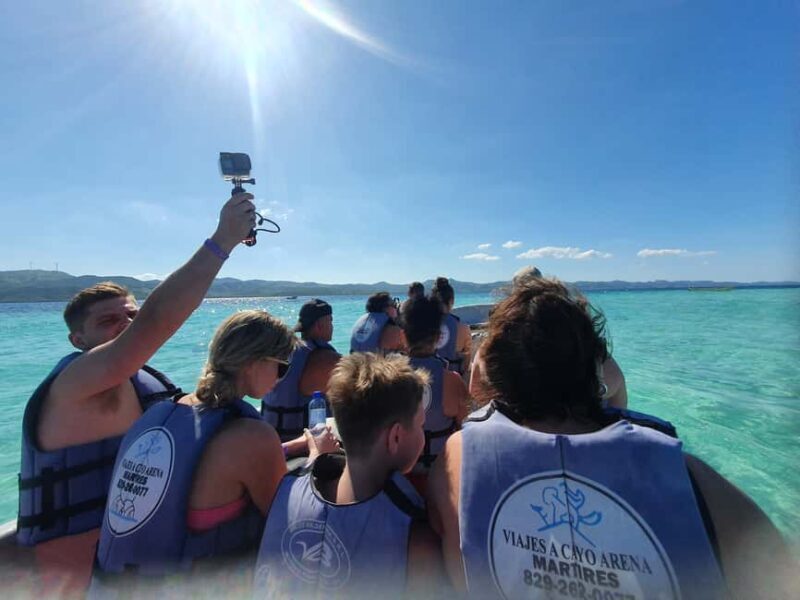 Paradise Island Private Tour, Snorkeling & Manatee Sanctuary - Discovering the Natural Swimming Pool