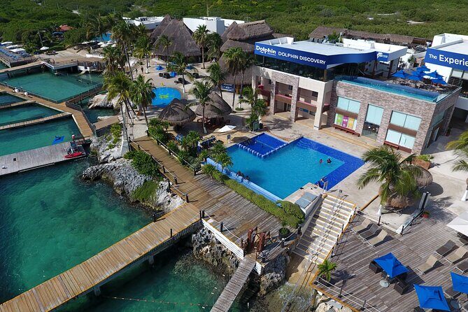 Paradisiacal catamaran to Isla Mujeres tour, includes open bar - Authentic Traveler Insights