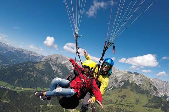 Paragliding and Rafting including lunch and pickup - FAQ