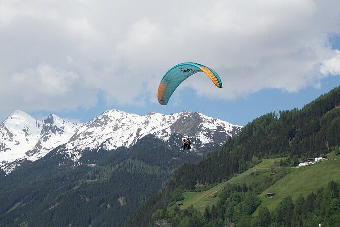 Paragliding experience in Fulpmes in the Stubai Valley - The Experience: What to Expect from Your Paragliding Adventure