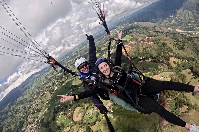 Paragliding flight in Medellin - The Itinerary: What to Expect Step-by-Step