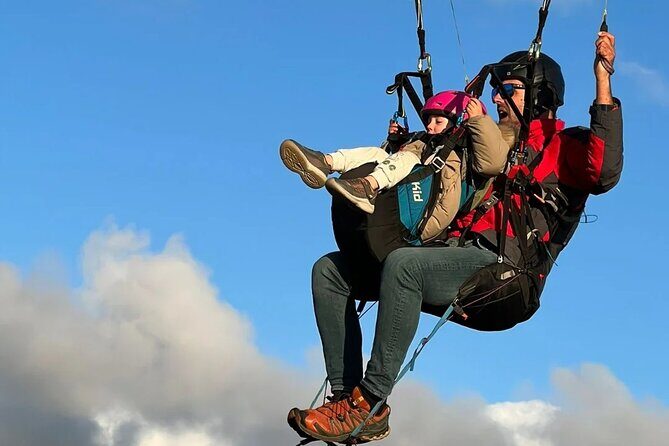 Paragliding Flight in Nazaré - Frequently Asked Questions