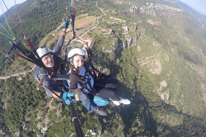 paragliding Salou with hotel pickup - Paragliding Salou with Hotel Pickup: An Adventure Above Catalonia
