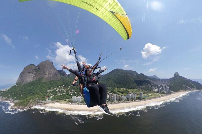 Paragliding Tandem Flight in Rio de Janeiro - The Experience in Detail