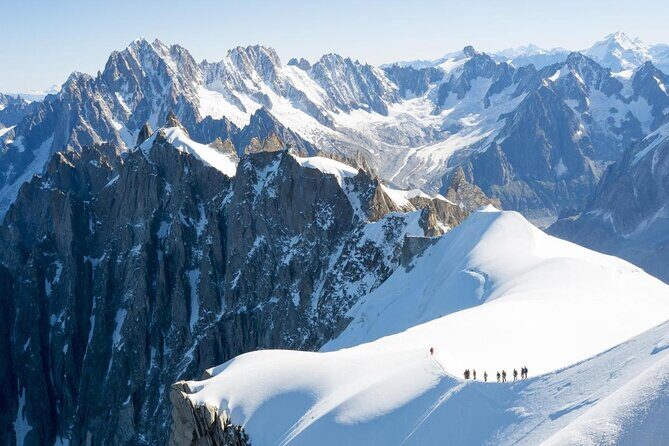 Paragliding Tandem Flight over the Alps in Chamonix - Who Should Consider This?