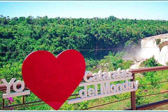 Paraguay Experience, Salto Monday, Marco 3 Fronteiras and Itaipú - Shopping at Marco 3 Fronteiras