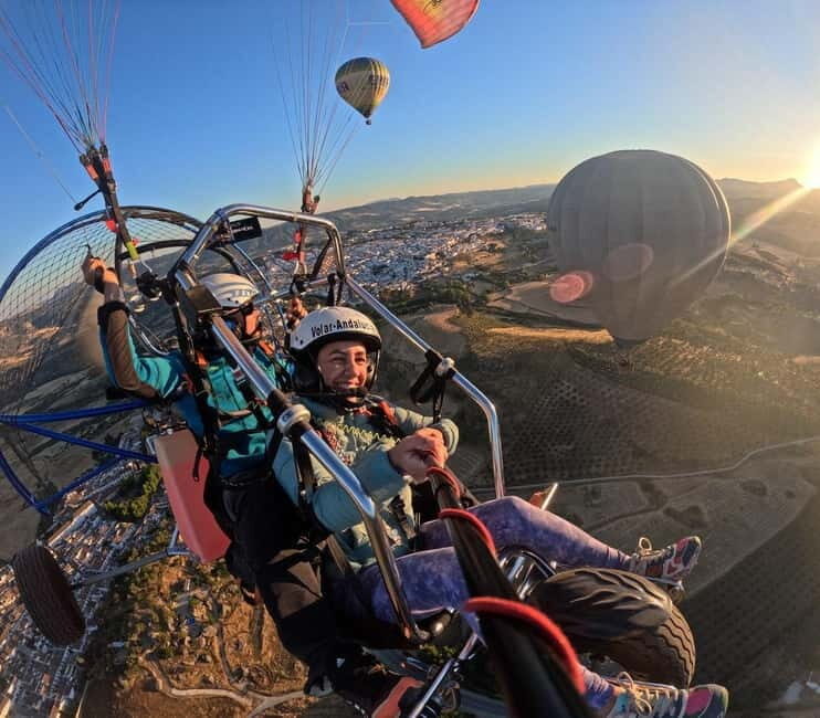 Paramotor flight in Ronda (Málaga), near Marbella - The Sum Up
