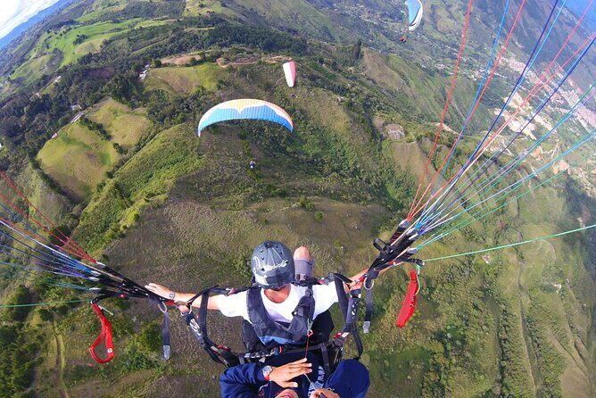 Parapente Zona De Vuelo En Medellín - Key Points