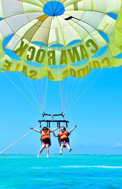 Parasailing in Punta Cana - Who Would Love This Tour?