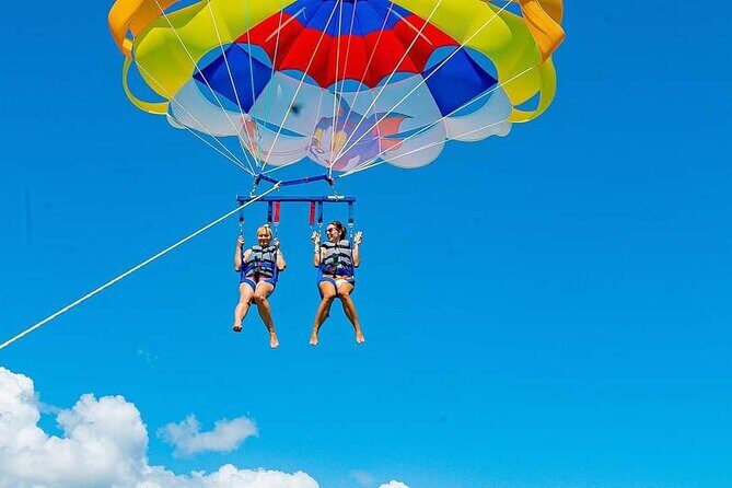 parasailing in Uvero Alto - Parasailing in Uvero Alto: Soaring Over Punta Cana’s Coastline