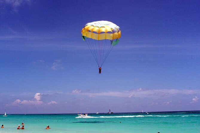 parasailing in Uvero Alto - FAQ