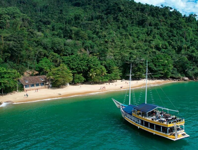Paraty: Schooner Boat Tour with Beaches and Snorkeling - The Sum Up