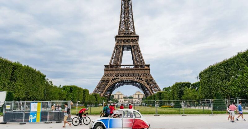 Paris: 1-Hour Vintage Citroen 2CV Tour - FAQ