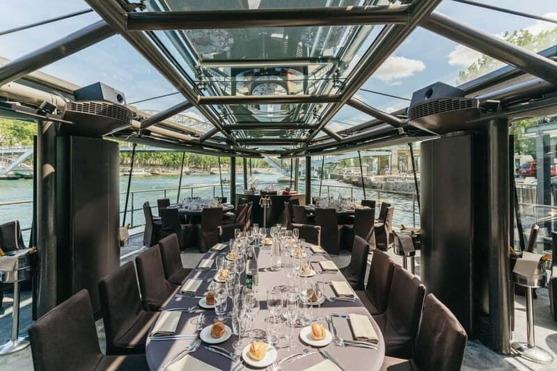 Paris: 2-Hour River Seine Lunch Cruise with 3-course-menu - Starting Point & Accessibility