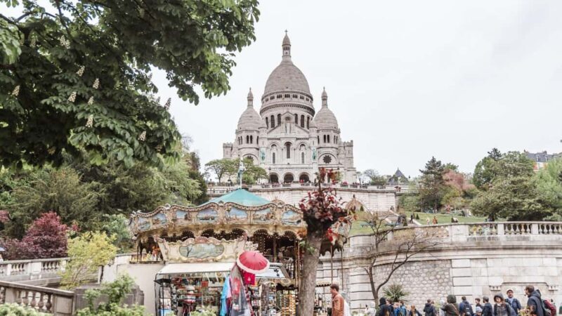 Paris: 3-Hour Private Tour from Champs Élysées to Montmartre - An In-Depth Look at the Paris Private Tour