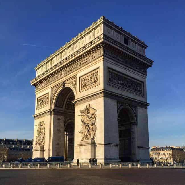 Paris A DayTrip to Remember with Hotel Pickup - A Detailed Breakdown of the Itinerary