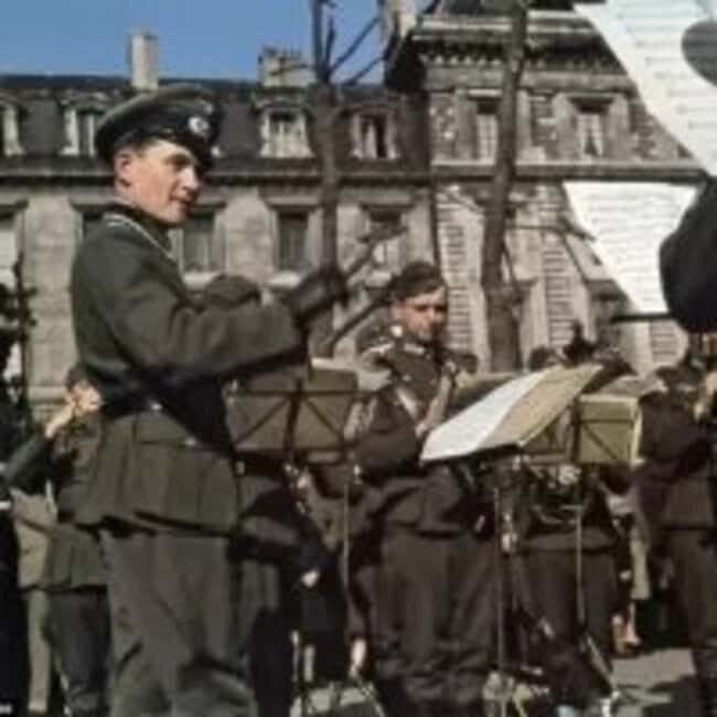 Paris: A Walk Through History (1940-1944) - The Lives of Ordinary Parisians