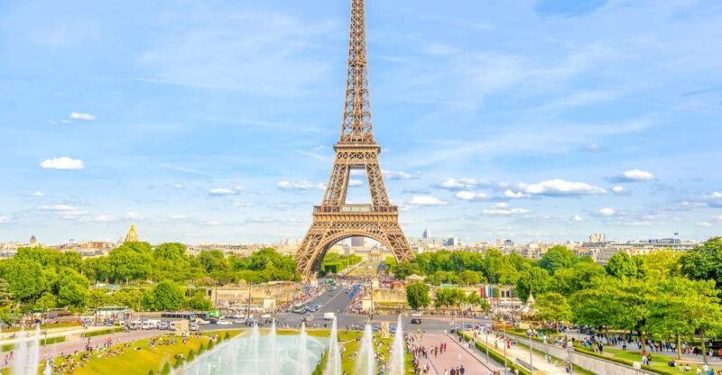 Paris: Access to the Eiffel Tower's 2nd Floor - A Detailed Look at What to Expect