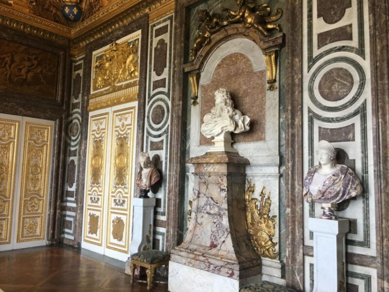 Paris and Versailles Palace: Full day private guided Tour - Discover Paris and Versailles in a Day: A Private Guided Tour Experience