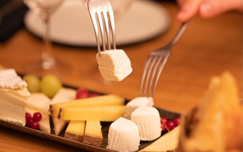 Paris: Apéro Wine and Cheese Tasting Experience - The Sum Up
