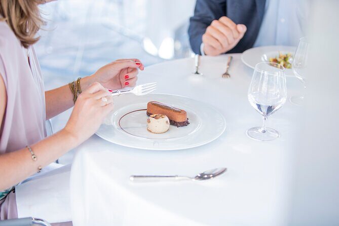 Paris at the First Lodges - Ducasse sur Seine Lunch Cruise - FAQ
