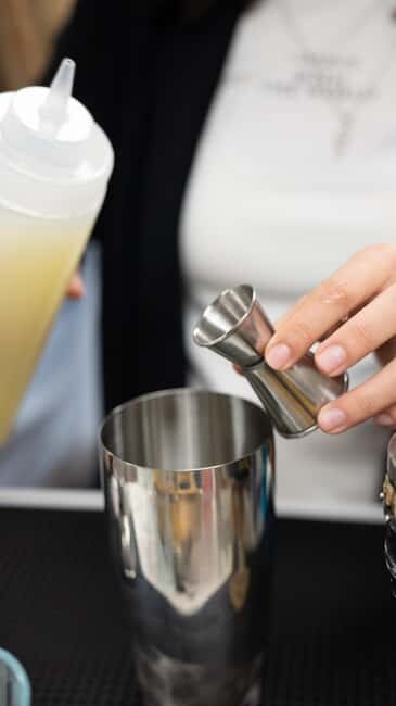 Paris : Ateliers Cocktails - The Experience in Detail: How It Unfolds