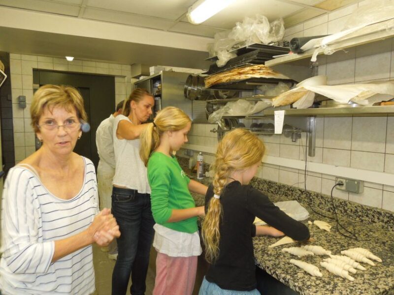 Paris: Behind the Scenes Bakery Tour with Breakfast - The Experience for Different Types of Travelers