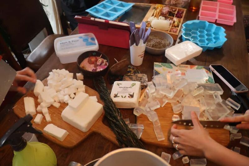 Paris: Botanical handmade soap workshop (Melt and pour soap) - Who Will Enjoy This Workshop?