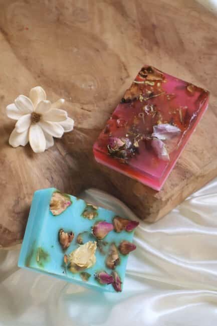 Paris: Botanical handmade soap workshop (Melt and pour soap) - Practical Details and Tips