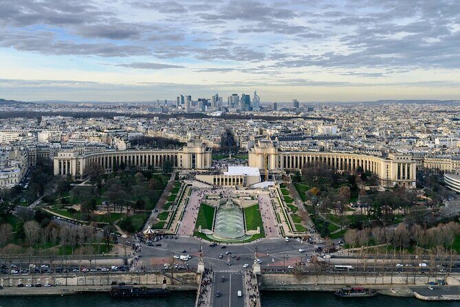 Paris by Night Private illumination Tour Hotel pickup - Who Should Consider This Tour?