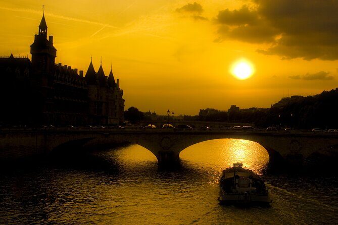 Paris by Night Walking Tour: Ghosts, Mysteries and Legends - Final Thoughts