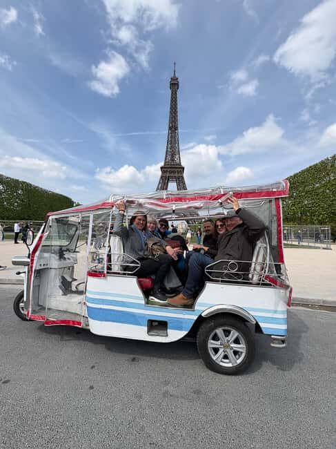 Paris by tuk-tuk: 2-hour Private Tour of Iconic City Landmarks - Exploring Paris in a Unique Way