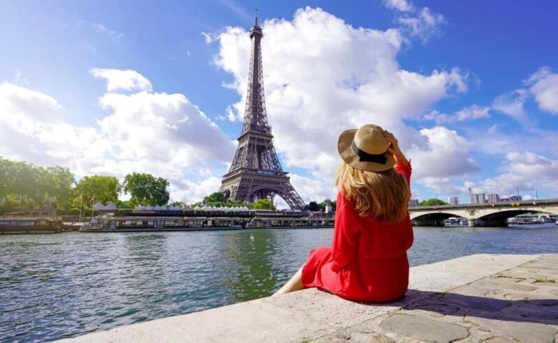Paris: Capture the most Photogenic Spots with a Local - Discover Paris’s Most Photogenic Spots with a Local