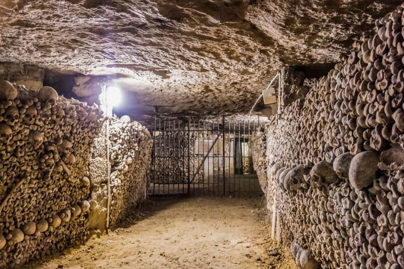 Paris Catacombs Skip-the-Line Guided Tour and Special Access - The Experience of Walking Through History
