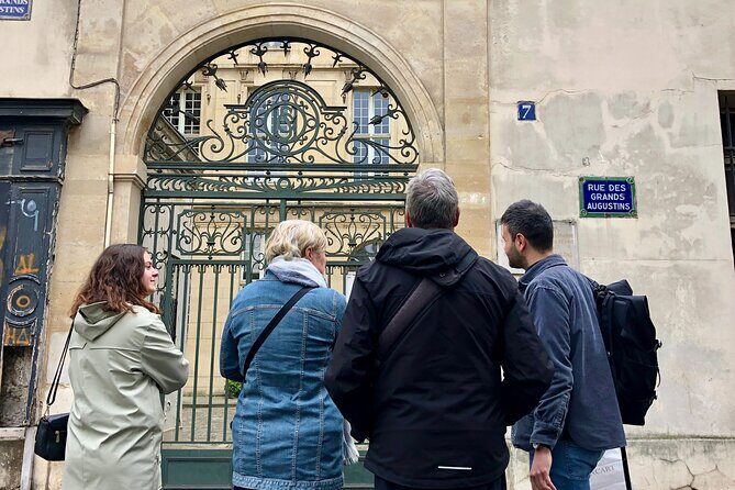 Paris Champagne & Food Tour with Tastings in Saint-Germain - Detailed Breakdown of the Tour Itinerary