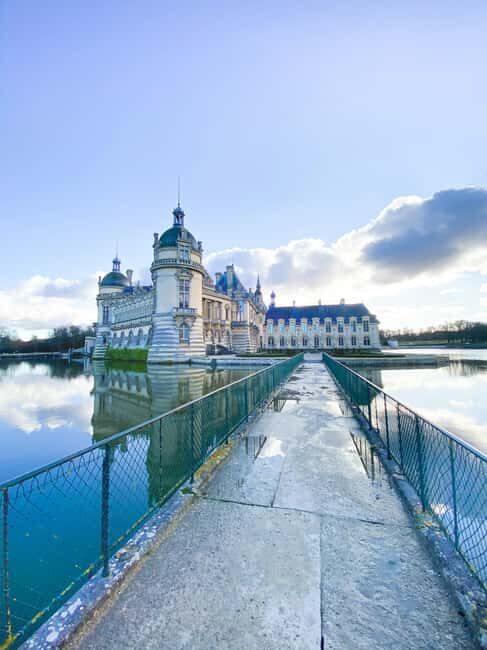 Paris: Château de Chantilly Tour with Private Transfers - The Royal Stables: A Must-See